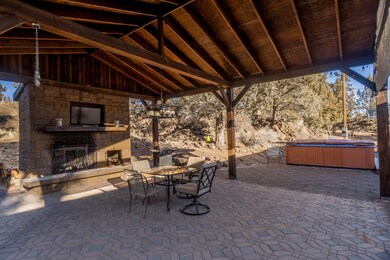 PIC Covered Patio hot tub