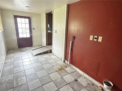 305 Crusher Way, Derry, PA 15627 - photo 7