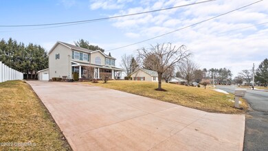 1006 Seminole Rd, Schenectady, NY 12302 - photo 3