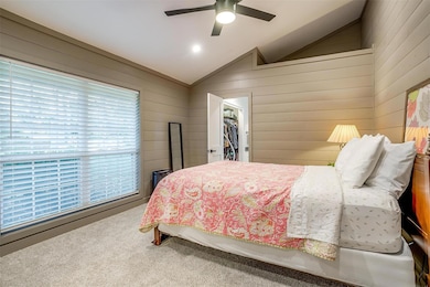 1203 Pebble Creek Dr, Euless, TX 76040 - photo 4