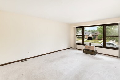 18052 Soleri Dr, Country Club Hills, IL 60478 - photo 5