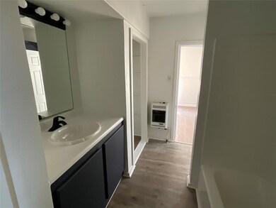 406 S Chandler Ave, Denison, TX 75020 - photo 7