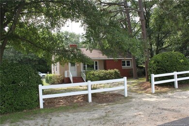 606 Roxie Ave, Fayetteville, NC 28304 - photo 2