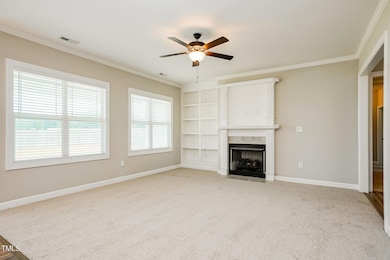 003-photo-living-room-14534122