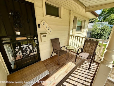 2521 Hopkins Ave, Lansing, MI 48912 - photo 7
