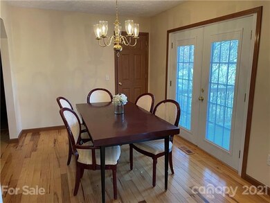 5 Hallaran Dr, Marshall, NC 28753 - photo 7