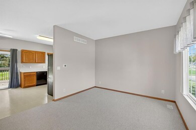 6900 Star View St, Des Moines, IA 50320 - photo 3