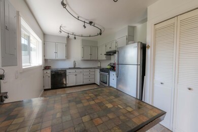 1830 SW 16th St, Redmond, OR 97756 - photo 7