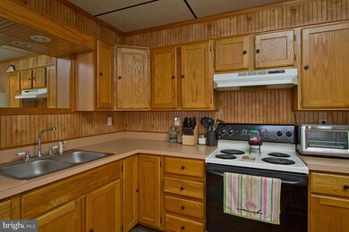 650 S 9th St, Columbia, PA 17512 - photo 7