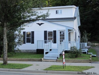 31 Hamilton Ave, Corinth, NY 12822 - photo 2