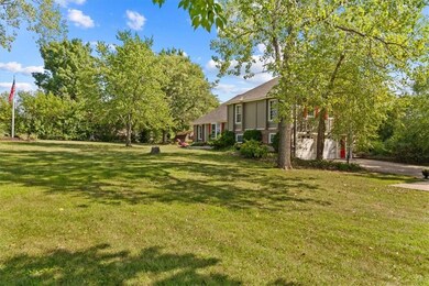 21400 W 199th St, Spring Hill, KS 66083 - photo 2