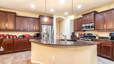 3750 E Kingbird Pl-13