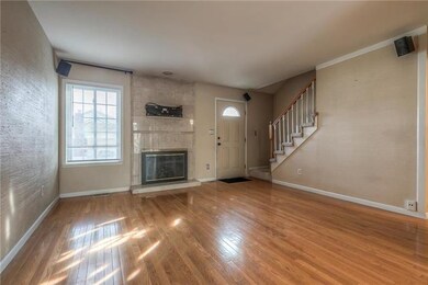 10147 Edelweiss Cir, Shawnee, KS 66203 - photo 7