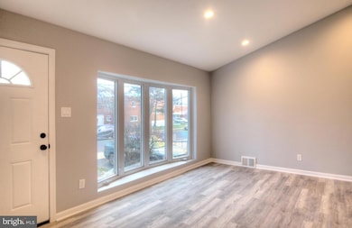 1253 Macarthur Dr, Camden, NJ 08104 - photo 7