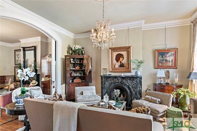 405 E Charlton St unit Parlor, Savannah, GA 31401 - photo 4