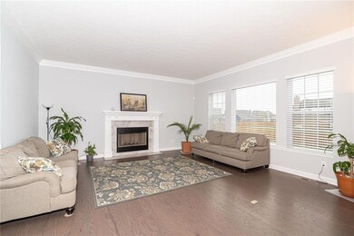 10795 Green Blade Dr, Fishers, IN 46038 - photo 4