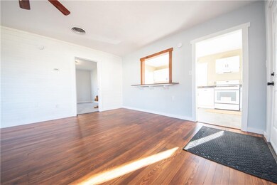 905 Mcclure Rd, Columbus, IN 47201 - photo 7