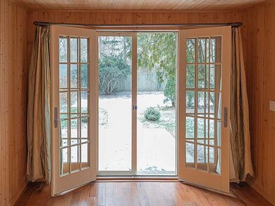 166 Coggeshall Ave, Newport, RI 02840 - photo 5