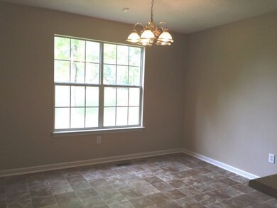 454 Graham Woods Cir, Gray, GA 31032 - photo 3