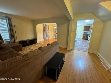 26 Eagle St, Schenectady, NY 12302 - photo 4