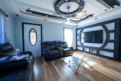 3113-3115-W-Oklahoma-9