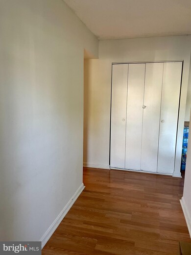 5792 Village Green Dr, Alexandria, VA 22309 - photo 7