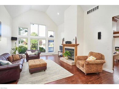 Living room with view of the fountain and water