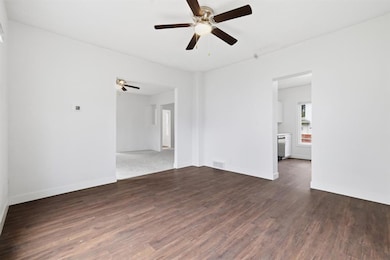 1609 12th St, Des Moines, IA 50314 - photo 6