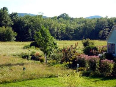 323 Potwine Ln, Amherst, MA 01002 - photo 3