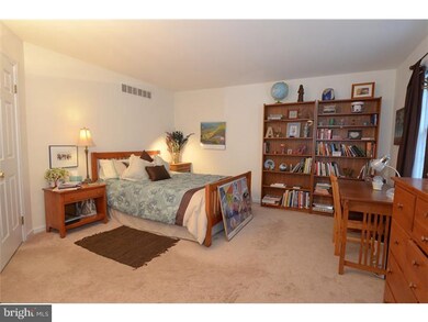 104 Brighton Cir, Devon, PA 19333 - photo 4