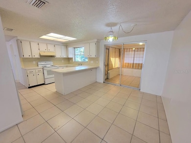 7221 Stone Rd unit 14, Port Richey, FL 34668 - photo 6