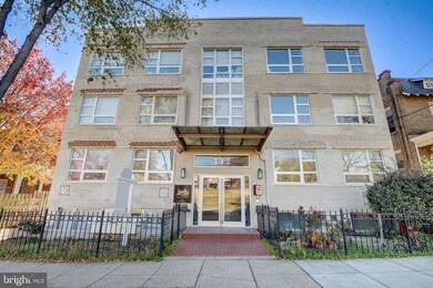 712 Marietta Place NW unit 204, Washington, DC 20011 - photo 5