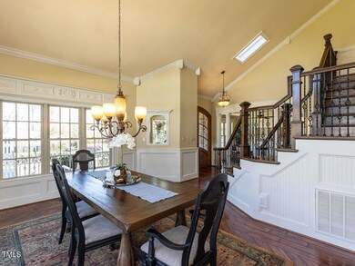 011-1280x960-dining-room
