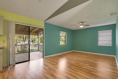 3755 SE Middle St Stuart FL-large-014-4-