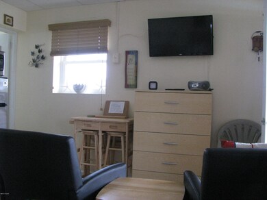 303 Henderson Blvd unit 18,BLDG 3, Atlantic Beach, NC 28512 - photo 6