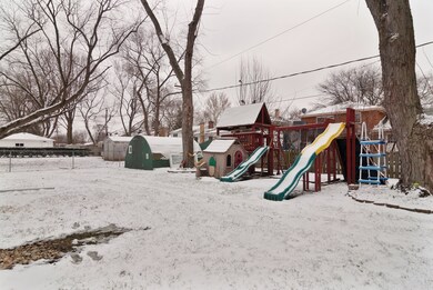 850 Sheldon Ave unit 1, Aurora, IL 60506 - photo 5