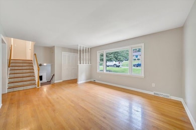 5229 Cave Spring Ln, Roanoke, VA 24018 - photo 7