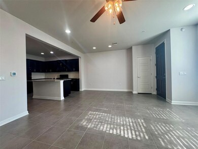 6814 E Riverside Dr unit 25, Austin, TX 78741 - photo 5