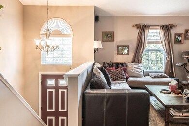 Entryway/Living Room