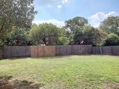 713 Ponderosa Dr, Hurst, TX 76053 - photo 3