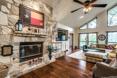 12840 Stage Coach Ln, Helotes, TX 78023 - photo 7