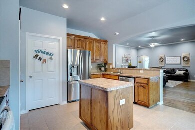 101 Champions Way, Azle, TX 76020 - photo 5