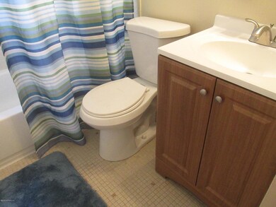 6817 Blanco Ct, Jacksonville, FL 32210 - photo 5