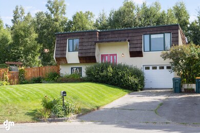 Exterior Front_7701-FULL