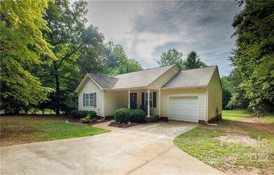 5718 Lewis Rd, Gastonia, NC 28052 - photo 3