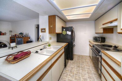 007_Kitchen