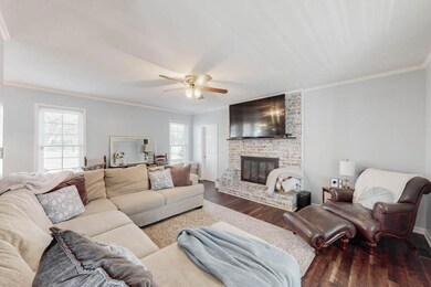 Living Room With Fire Place !