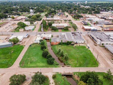 2021 Avenue H, Bay City, TX 77414 - photo 7