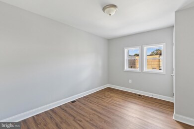 5023 Chalgrove Ave, Baltimore, MD 21215 - photo 7