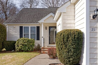 21 Surry Dr, Uxbridge, MA 01569 - photo 2